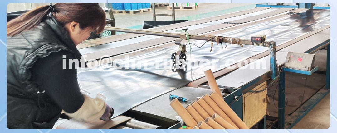 Solid neoprene rubber sheet